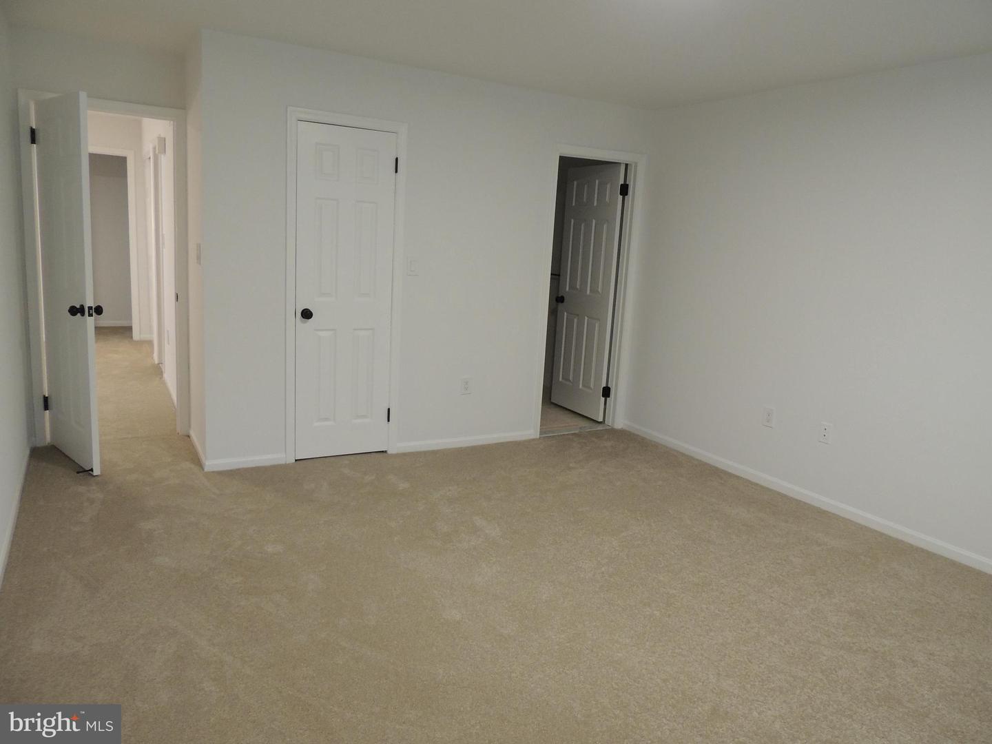 13 Heritage Ct Property Photo 24