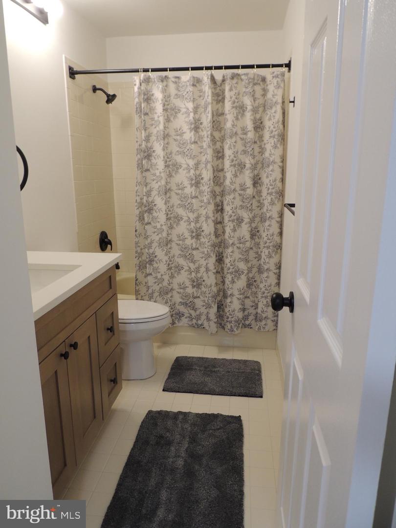 13 Heritage Ct Property Photo 25