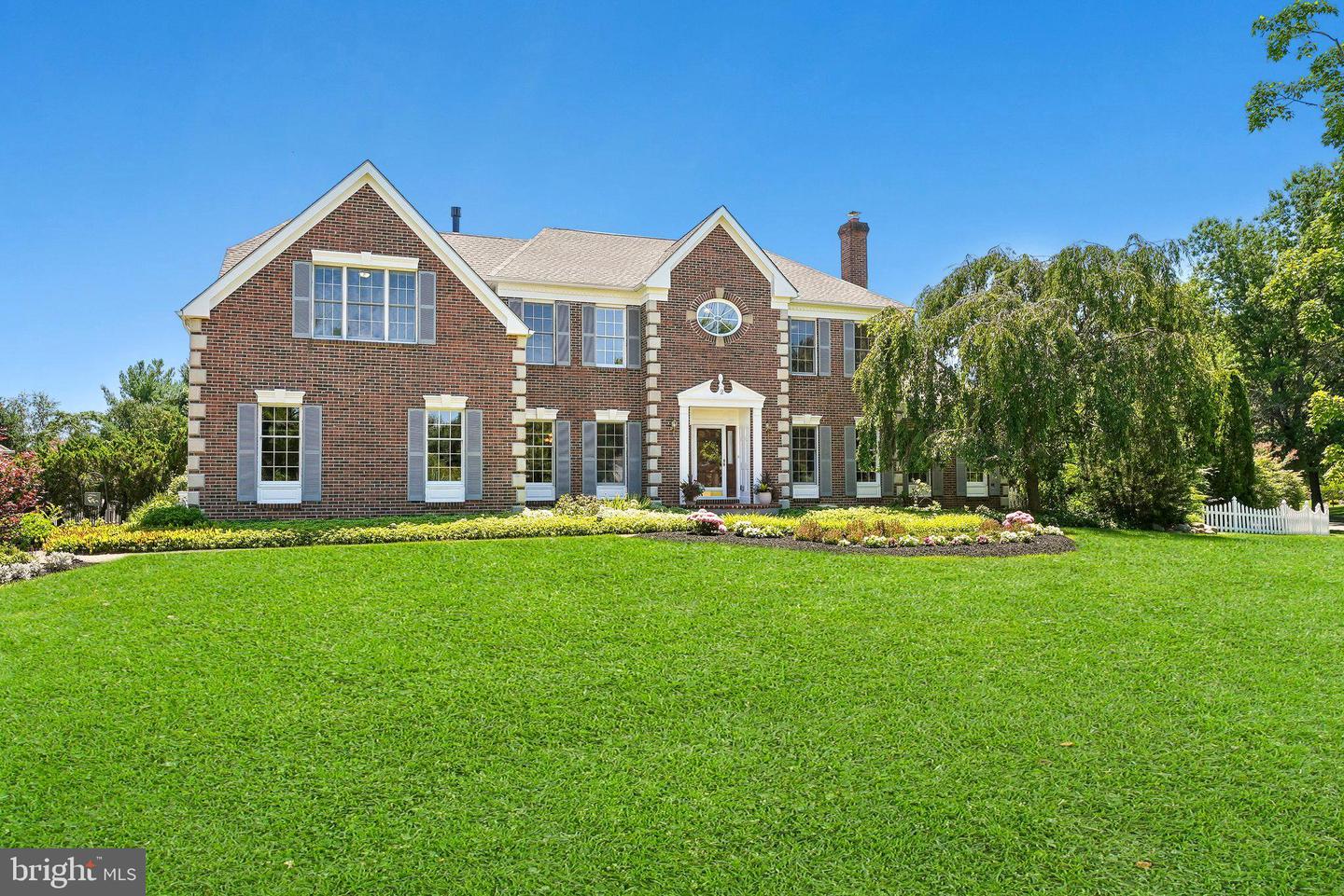 2 Norfolk Ct Property Photo 1