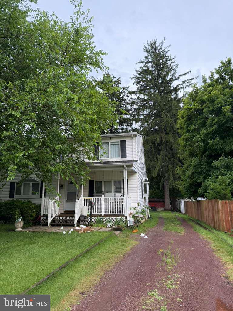 131 Summit Ave Property Photo 2