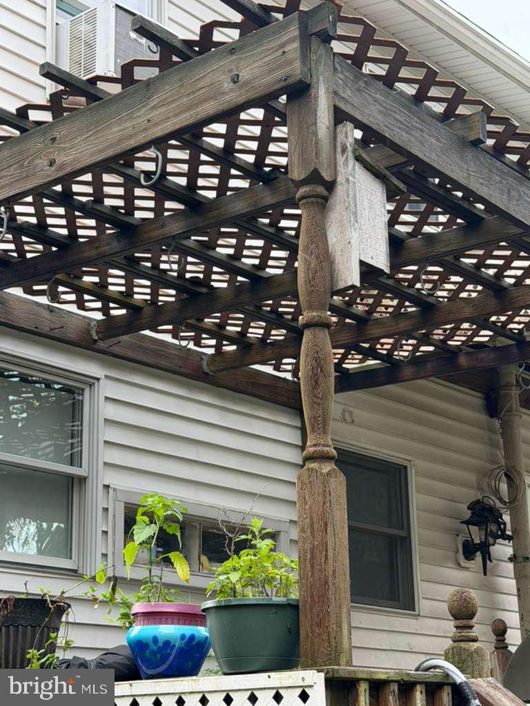 131 Summit Ave Property Photo 5