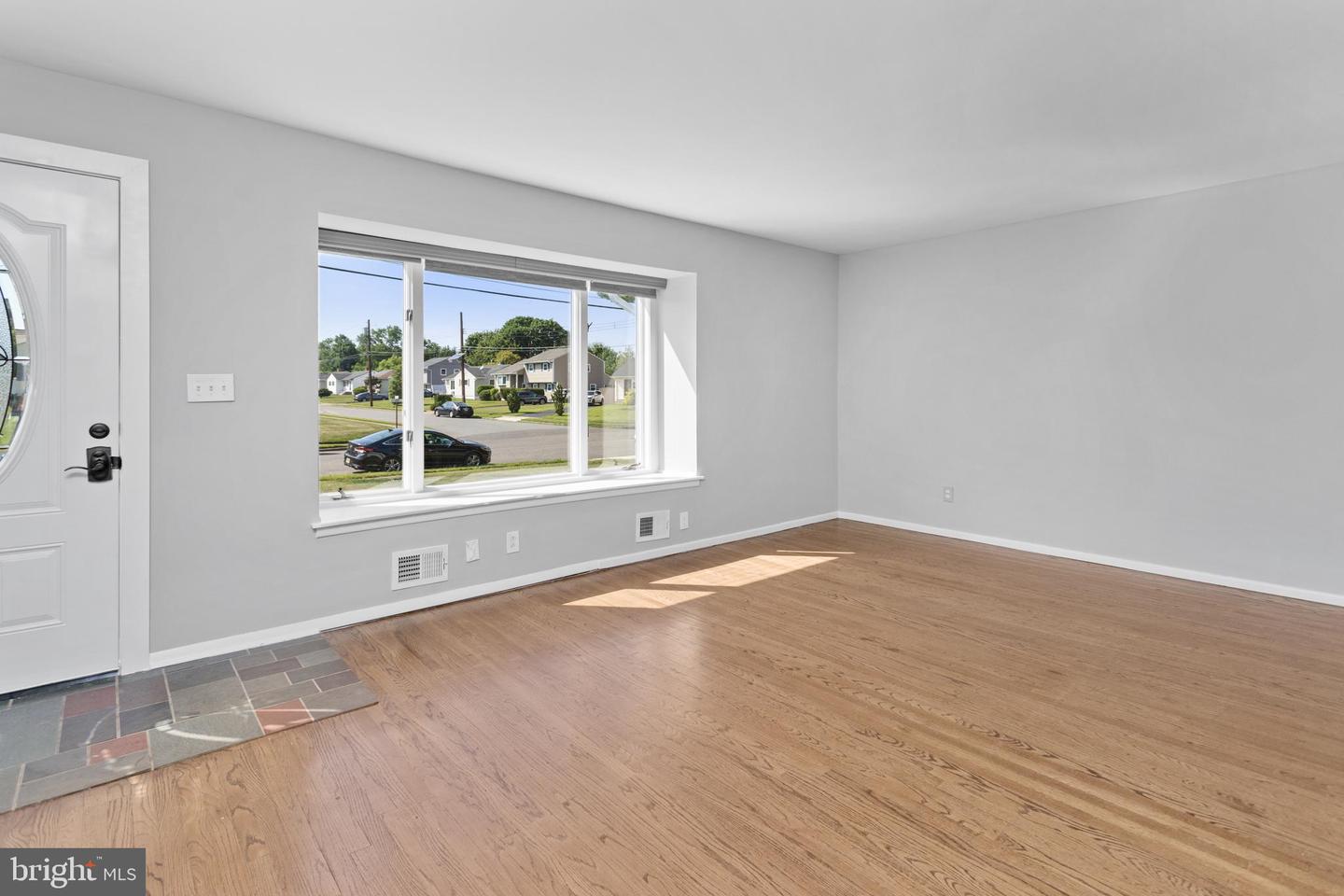 60 Sherbrooke Rd Property Photo 5