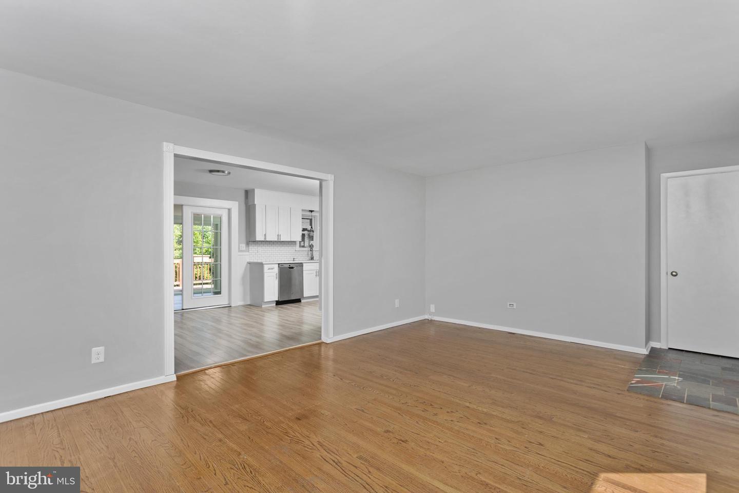 60 Sherbrooke Rd Property Photo 6