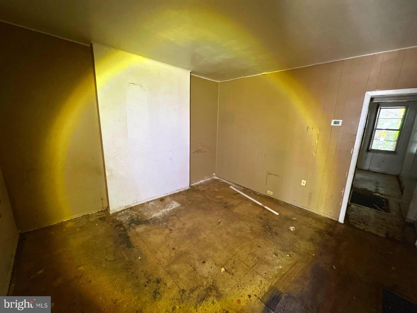 919 William St Property Photo 3