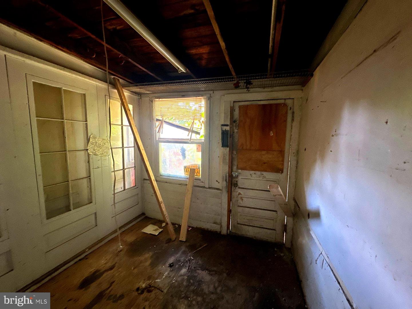 919 William St Property Photo 7