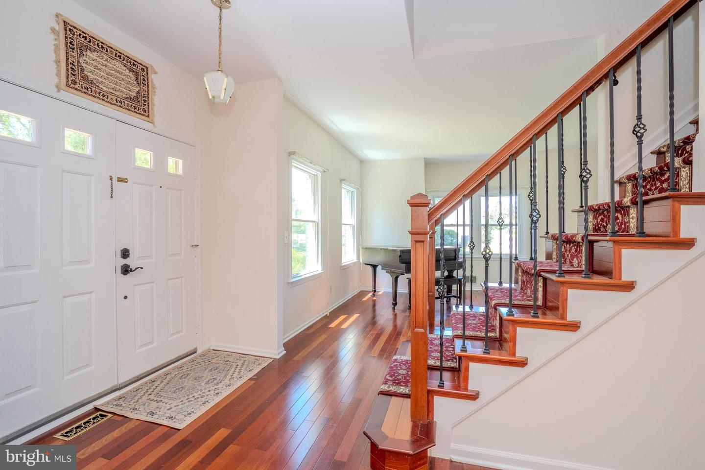 32 W Kincaid Dr Property Photo 5