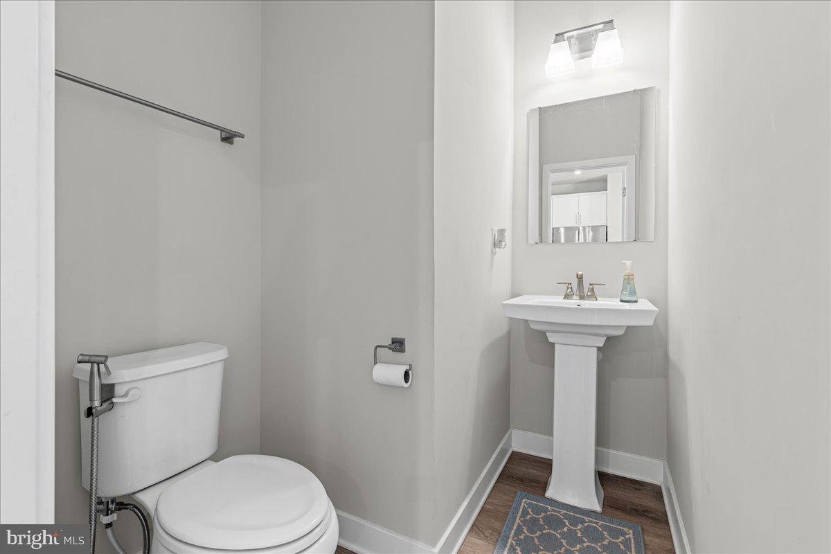 77 Pratt Ln Property Photo 12
