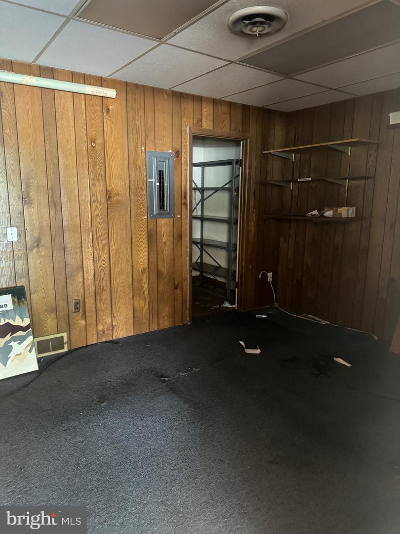 1440 S Olden Ave Property Photo 12