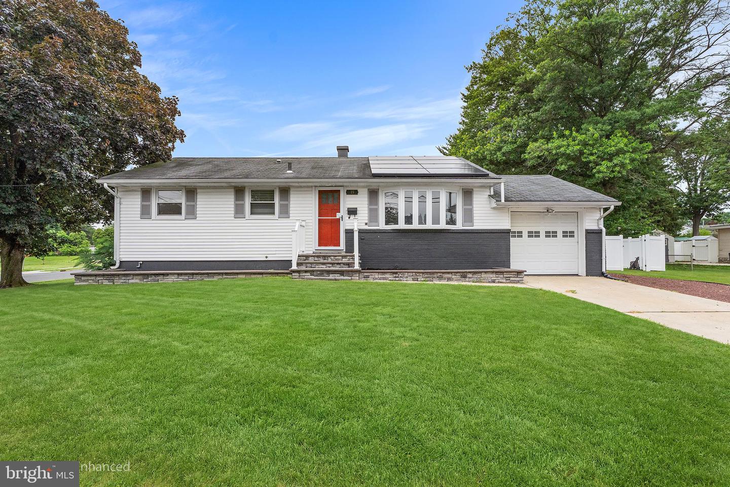 19 Ashwood Rd Property Photo 1