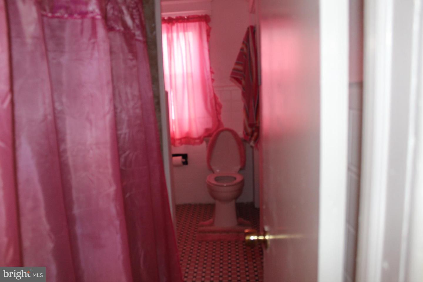 224 Garfield Ave Property Photo 14