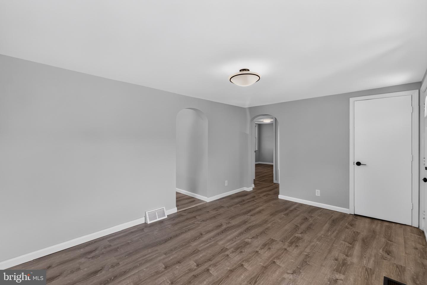 214 Brookside Ave Property Photo 14
