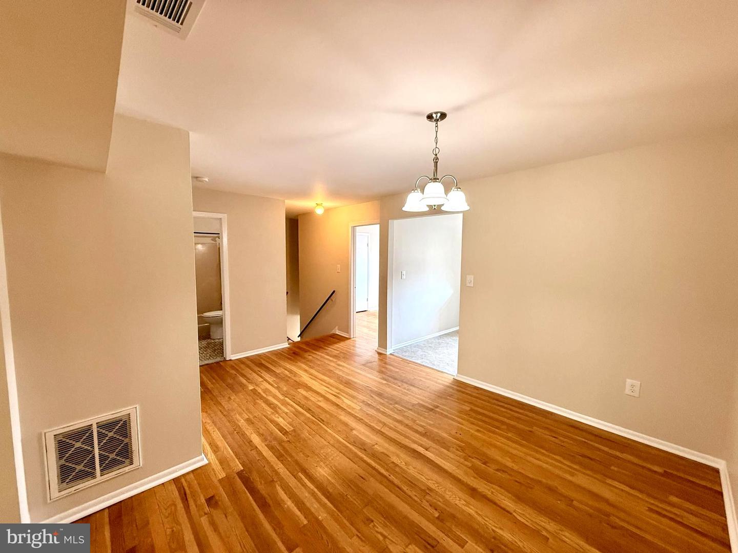 909 Silver Ct Property Photo 11