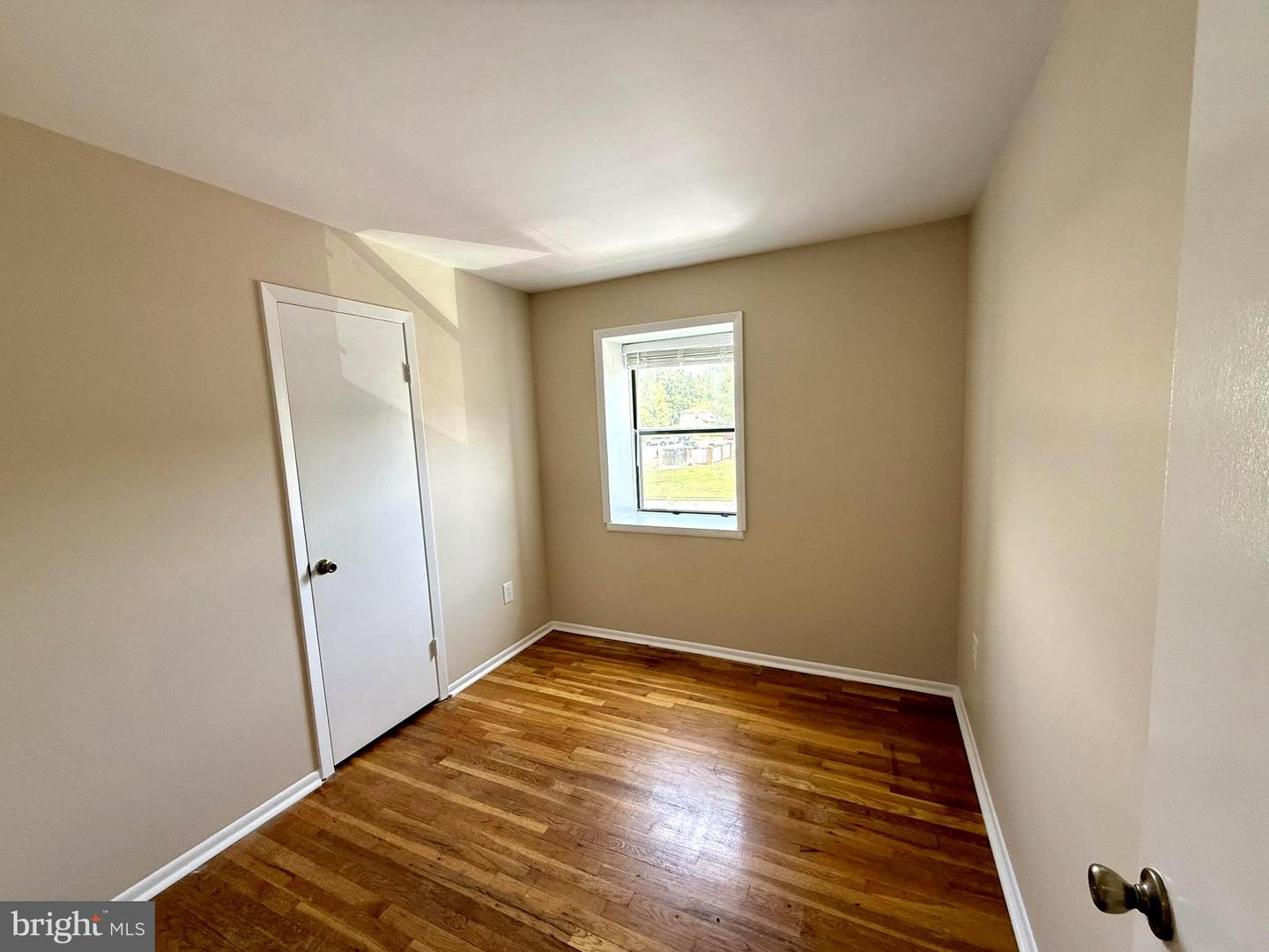 909 Silver Ct Property Photo 13