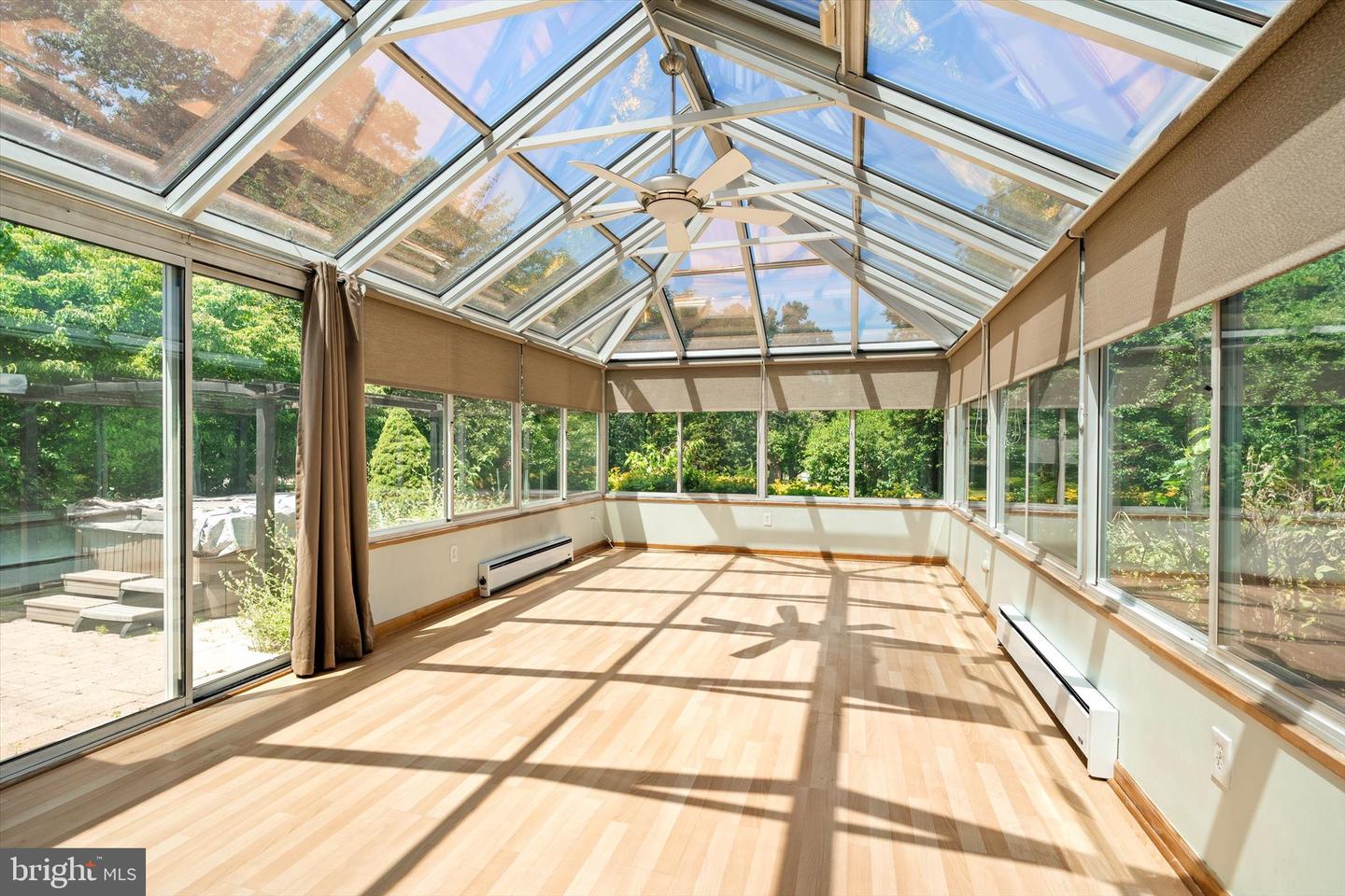 18 Edgewood Rd Property Photo 27