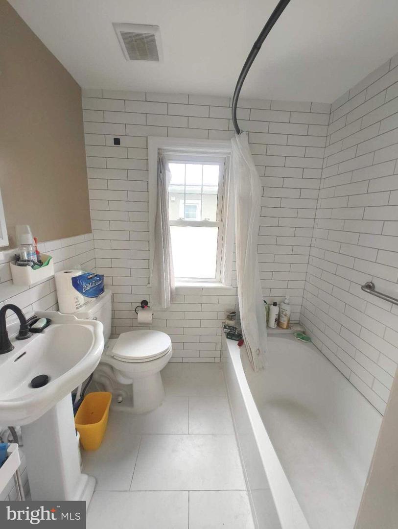 218 Birch Ave Property Photo 6