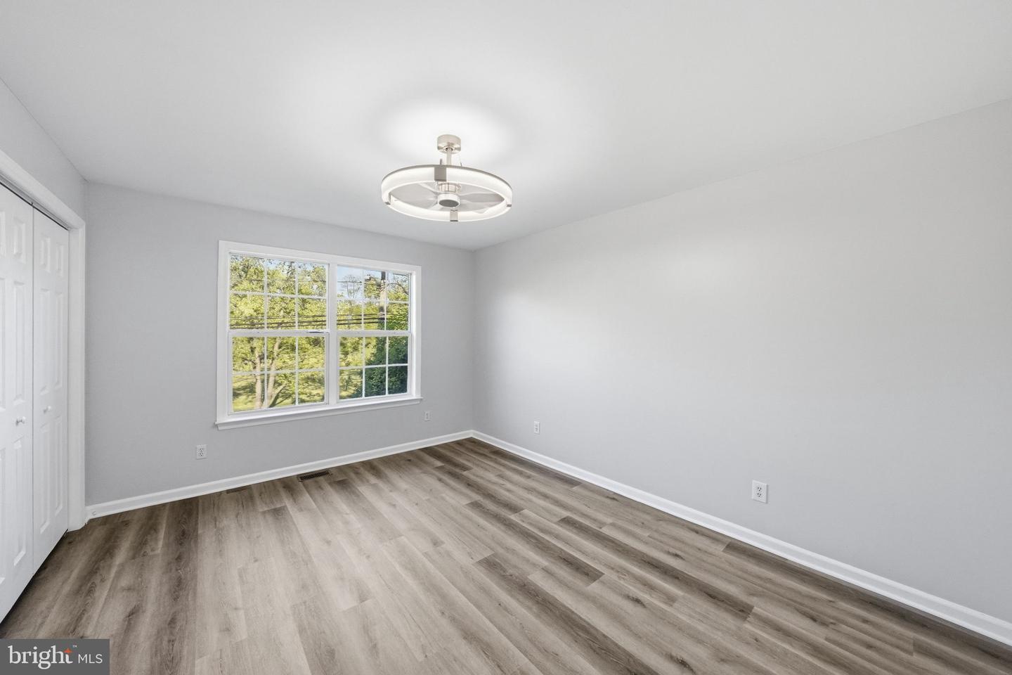 395 Bunting Ave Property Photo 13