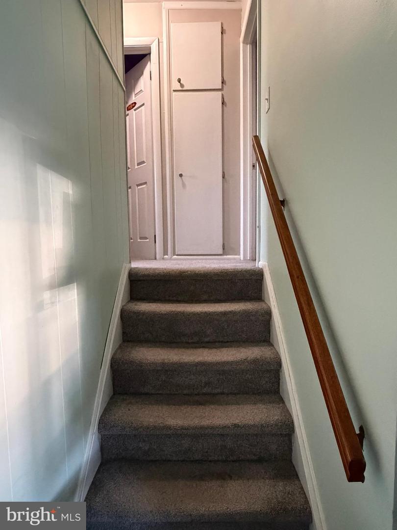 16 Wickom Ave Property Photo 28