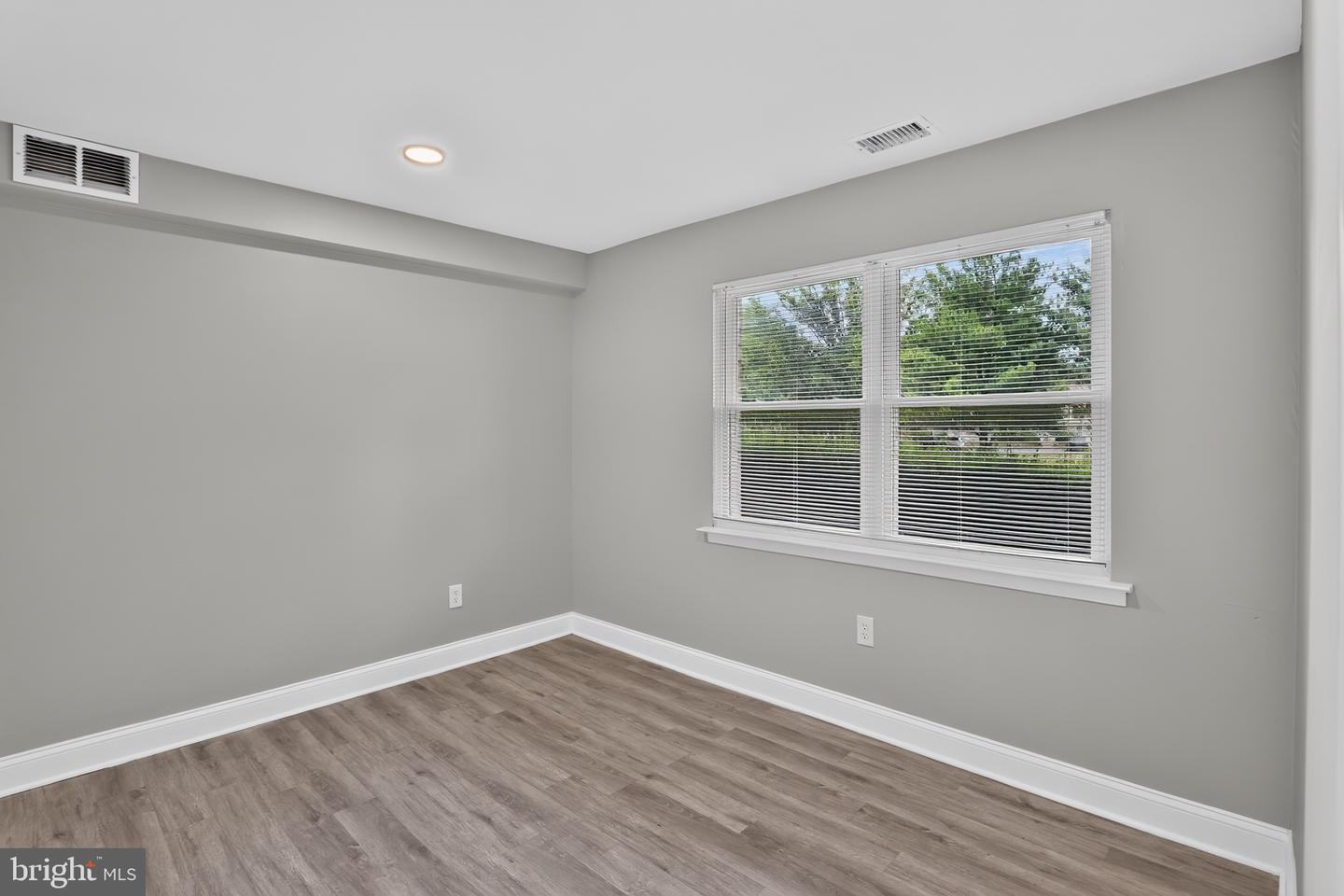 1807 Silver Ct Property Photo 8
