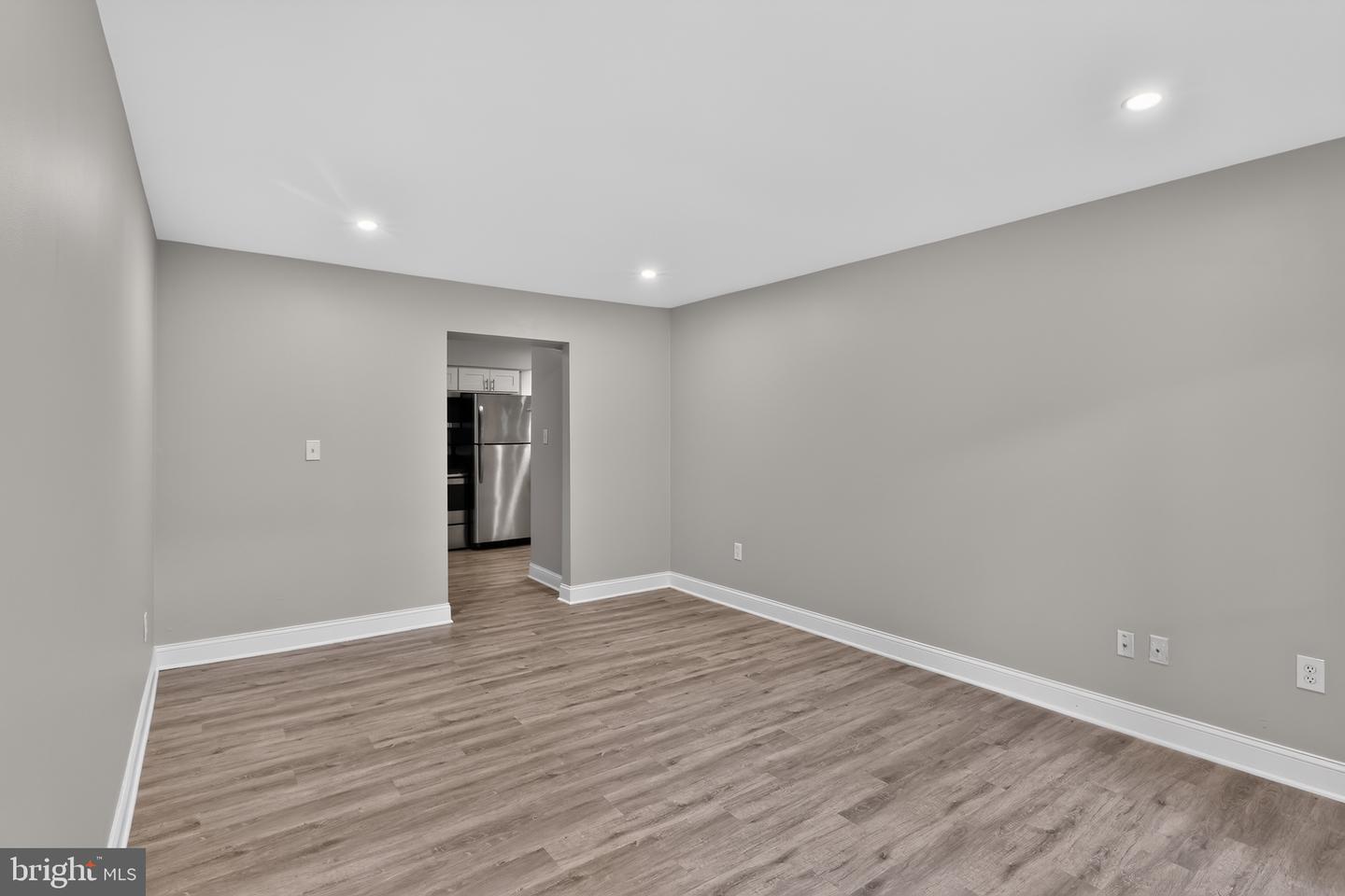 1807 Silver Ct Property Photo 23