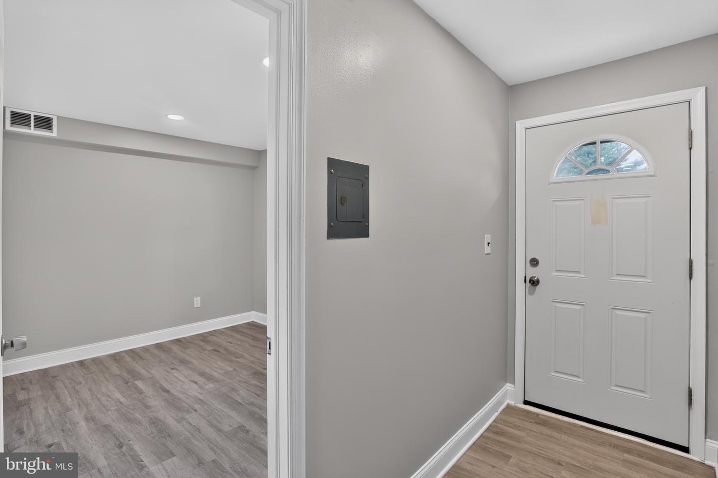 1807 Silver Ct Property Photo 24