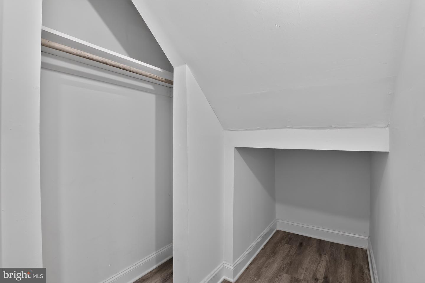1807 Silver Ct Property Photo 27