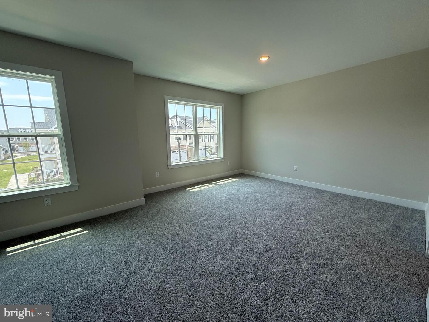1404 Justin Dr Property Photo 15