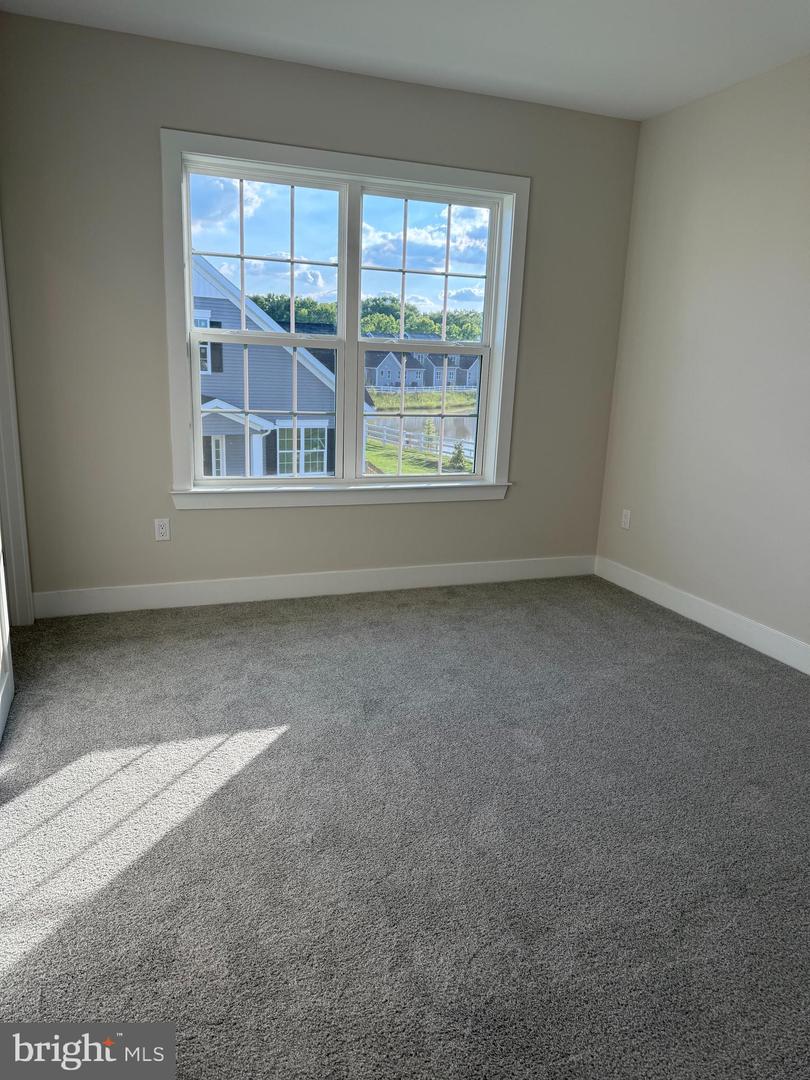 1404 Justin Dr Property Photo 19