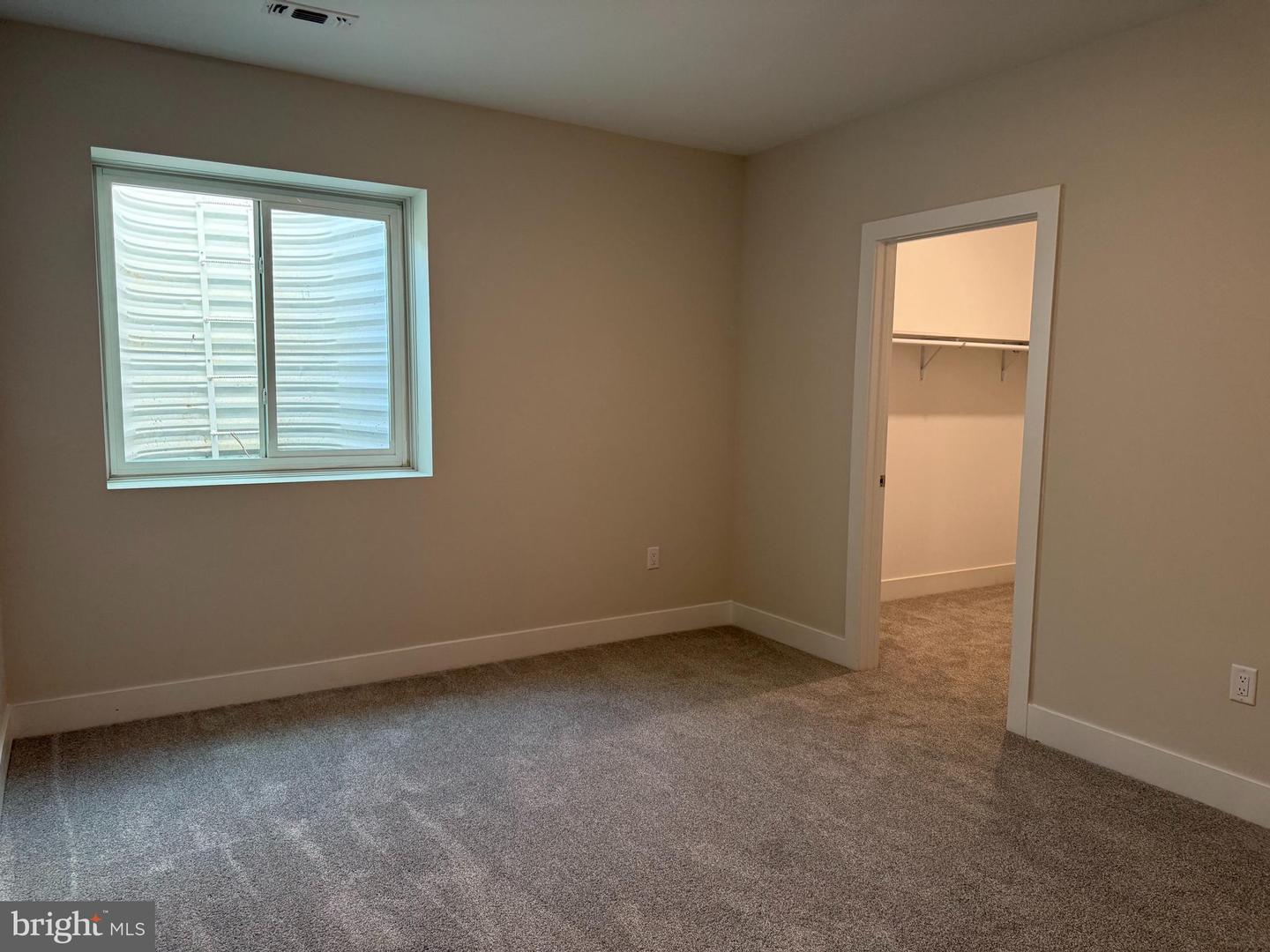 1404 Justin Dr Property Photo 22