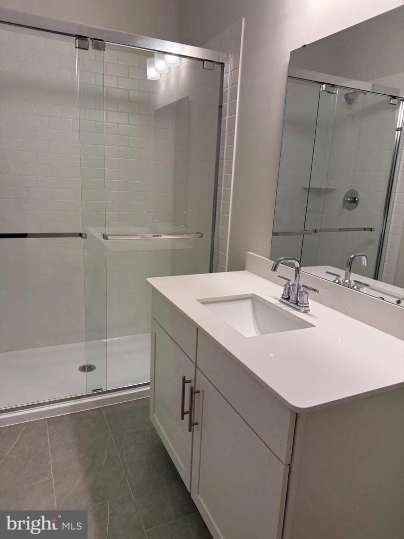 1404 Justin Dr Property Photo 23