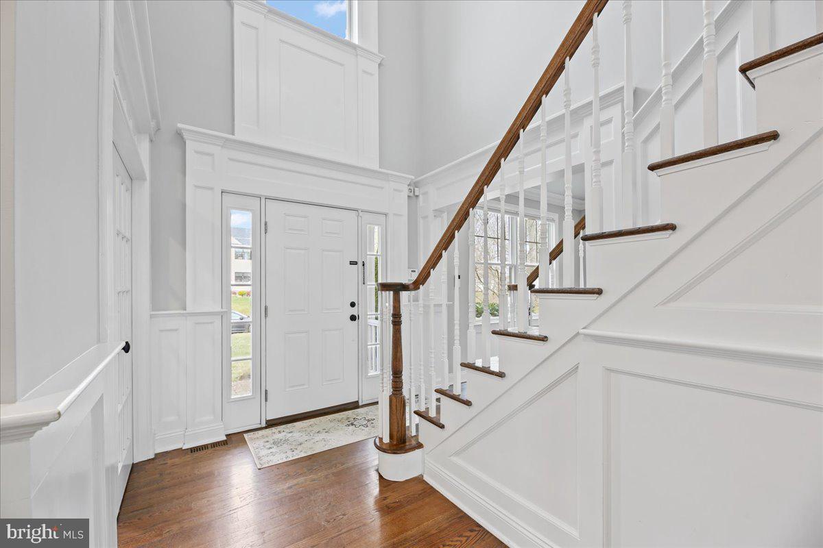 177 Terhune Rd Property Photo 6