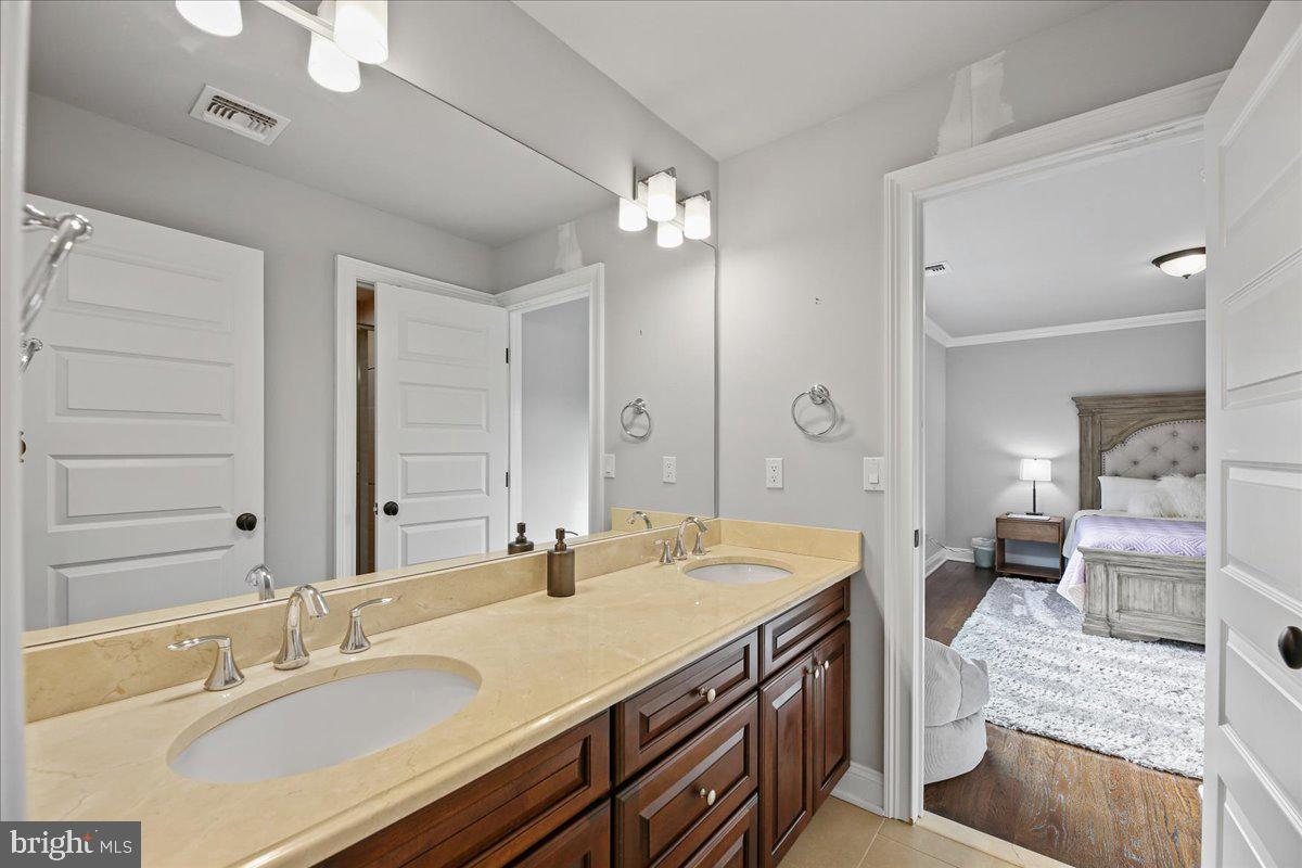 177 Terhune Rd Property Photo 30
