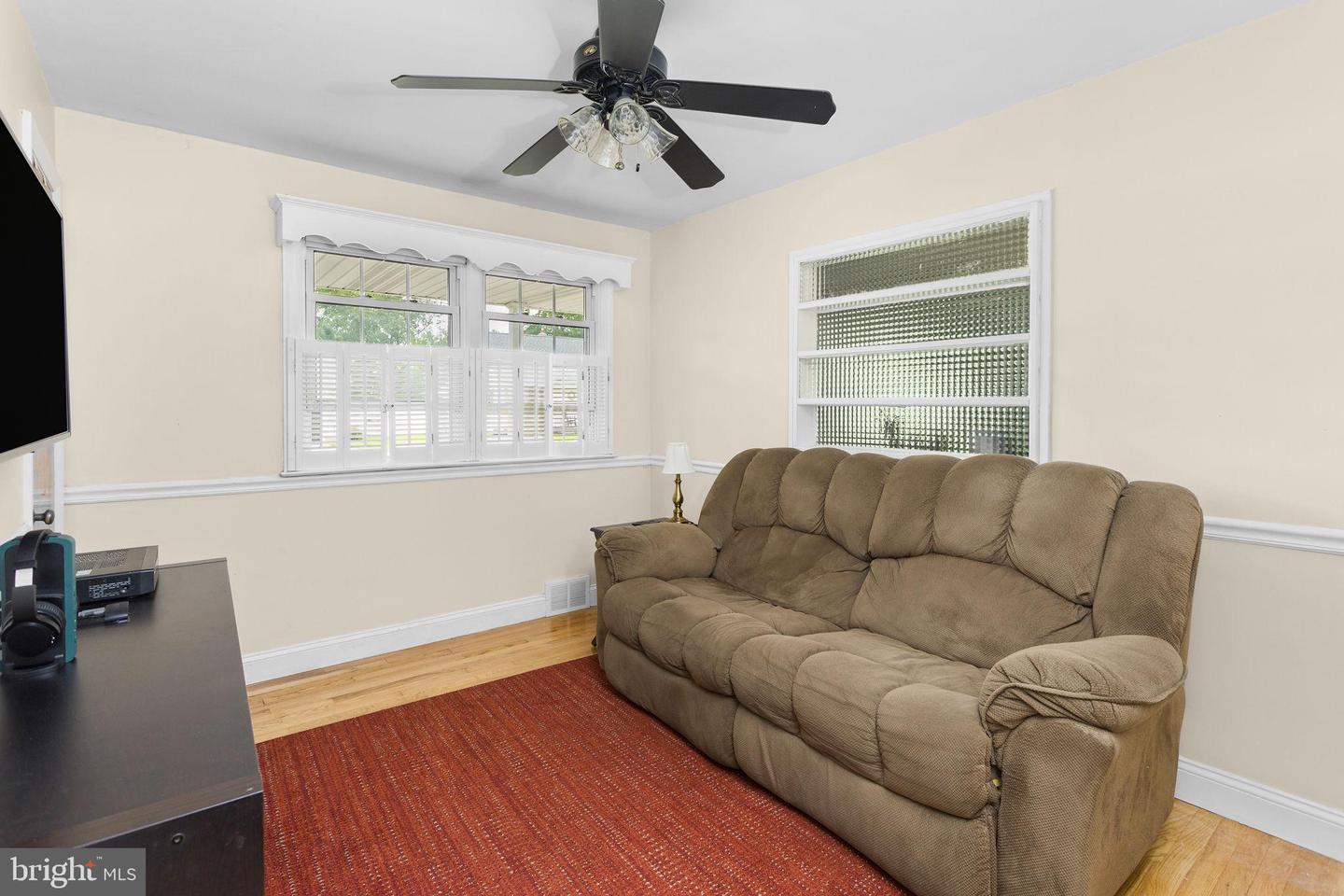 1 Lee Ct Property Photo 16