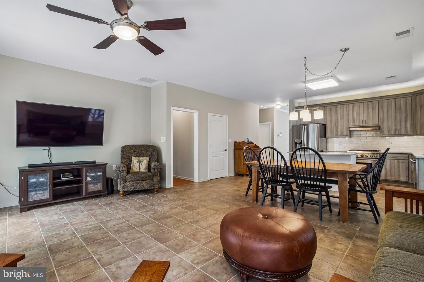 40 Rainflower Ln Property Photo 16