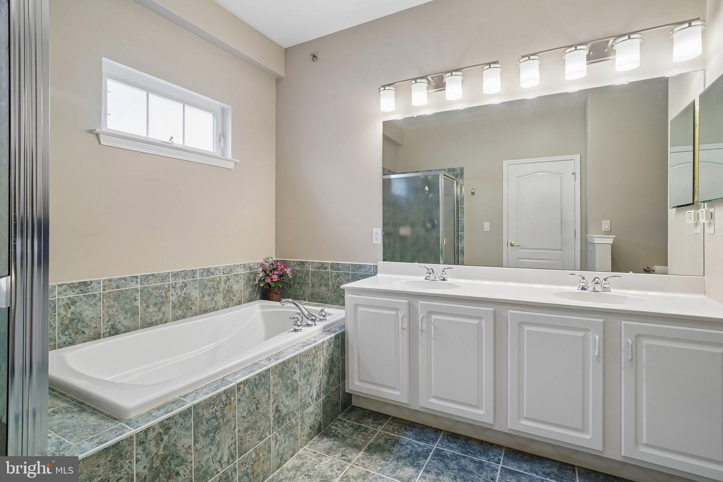 40 Rainflower Ln Property Photo 33