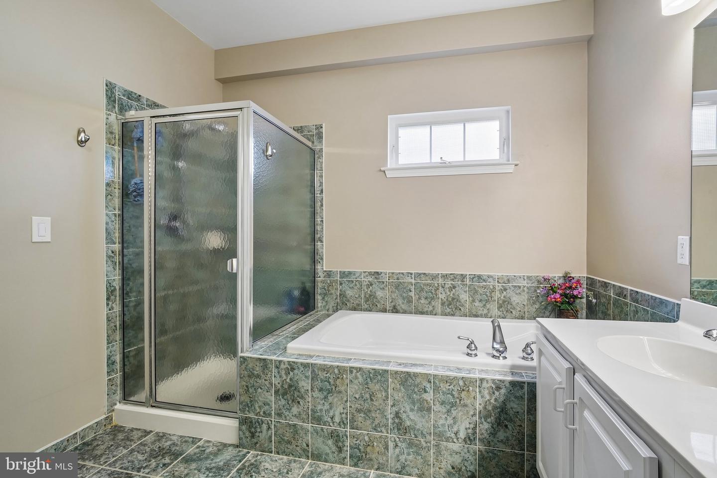 40 Rainflower Ln Property Photo 34