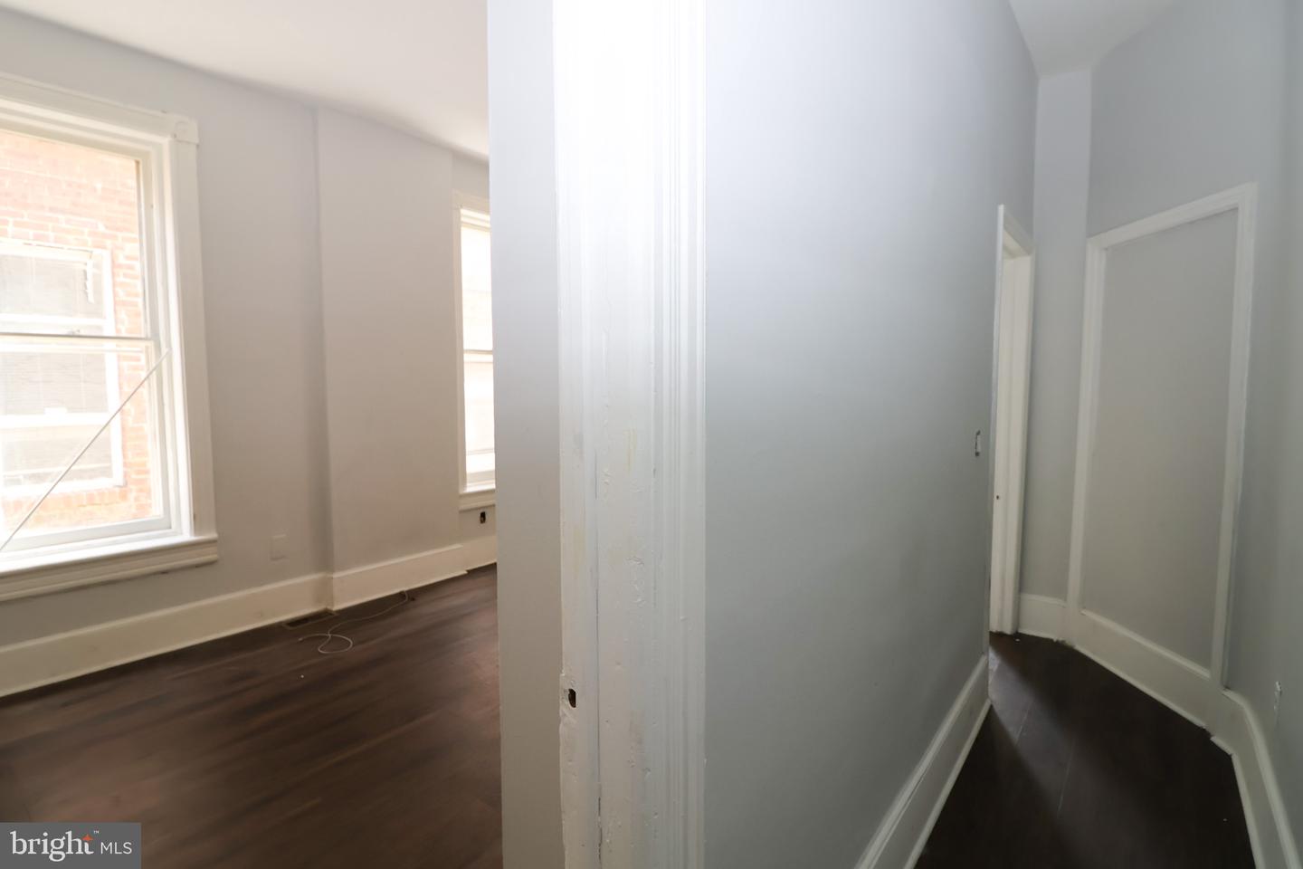 334 W State St Property Photo 32