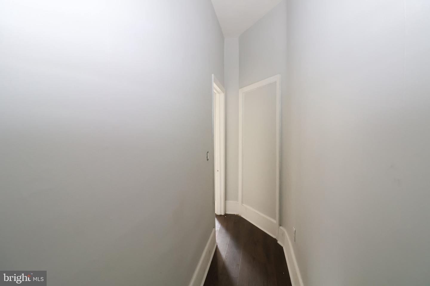 334 W State St Property Photo 33