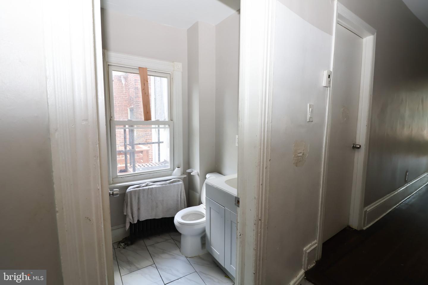 334 W State St Property Photo 45