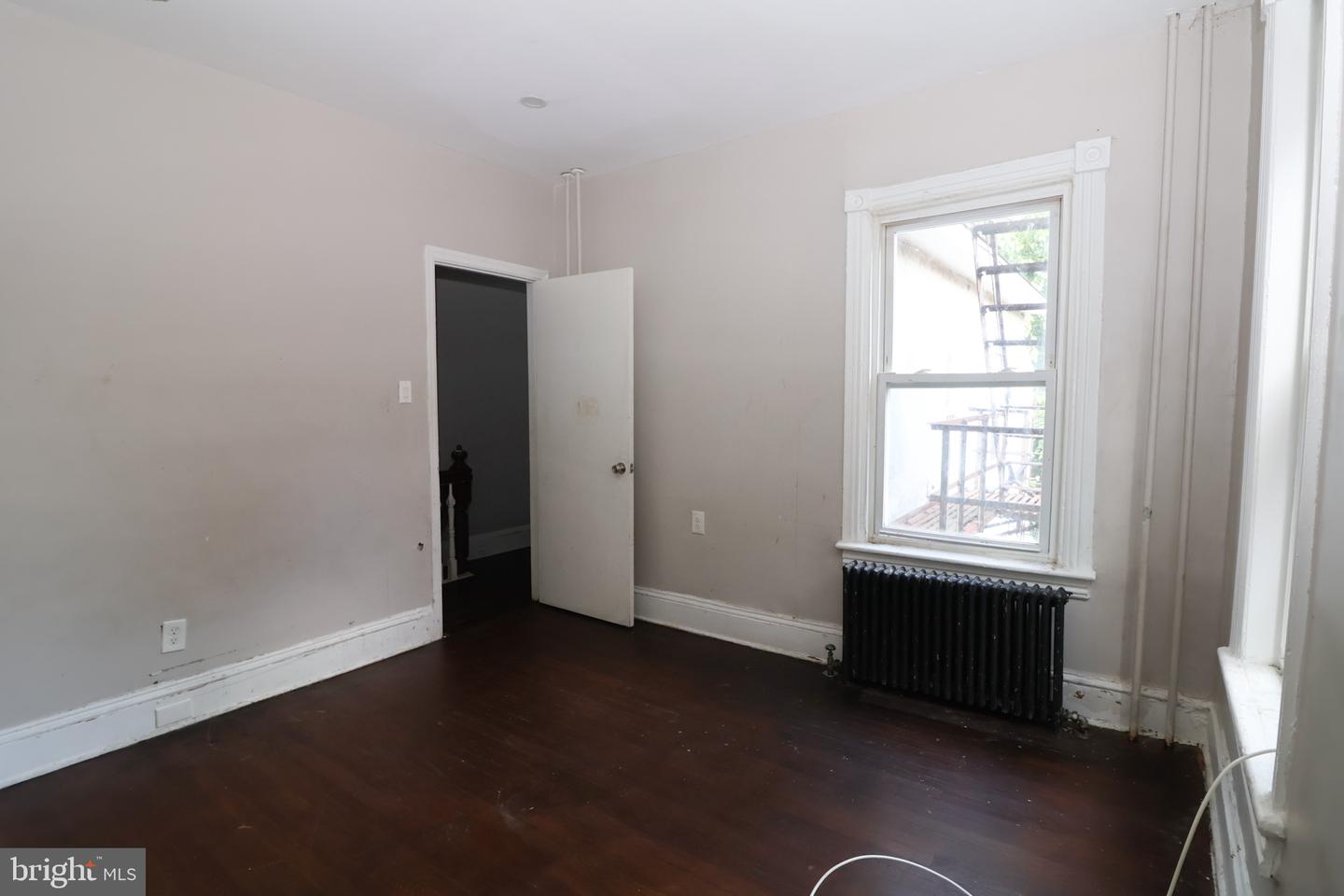334 W State St Property Photo 47
