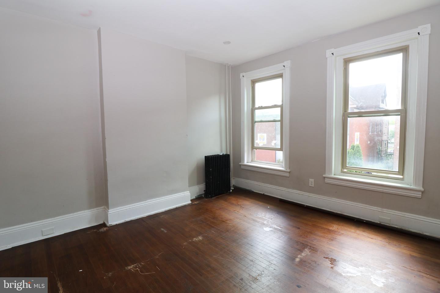 334 W State St Property Photo 49