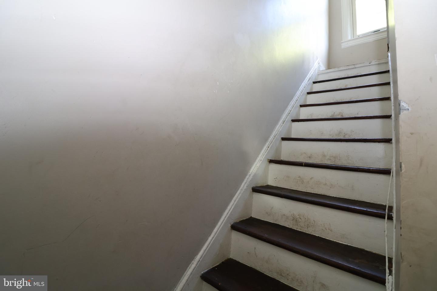 334 W State St Property Photo 54