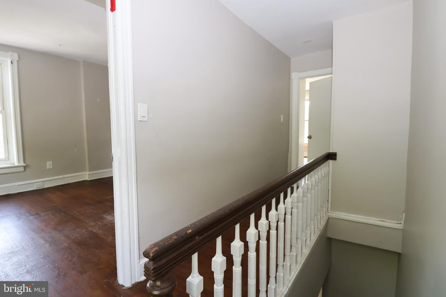 334 W State St Property Photo 55