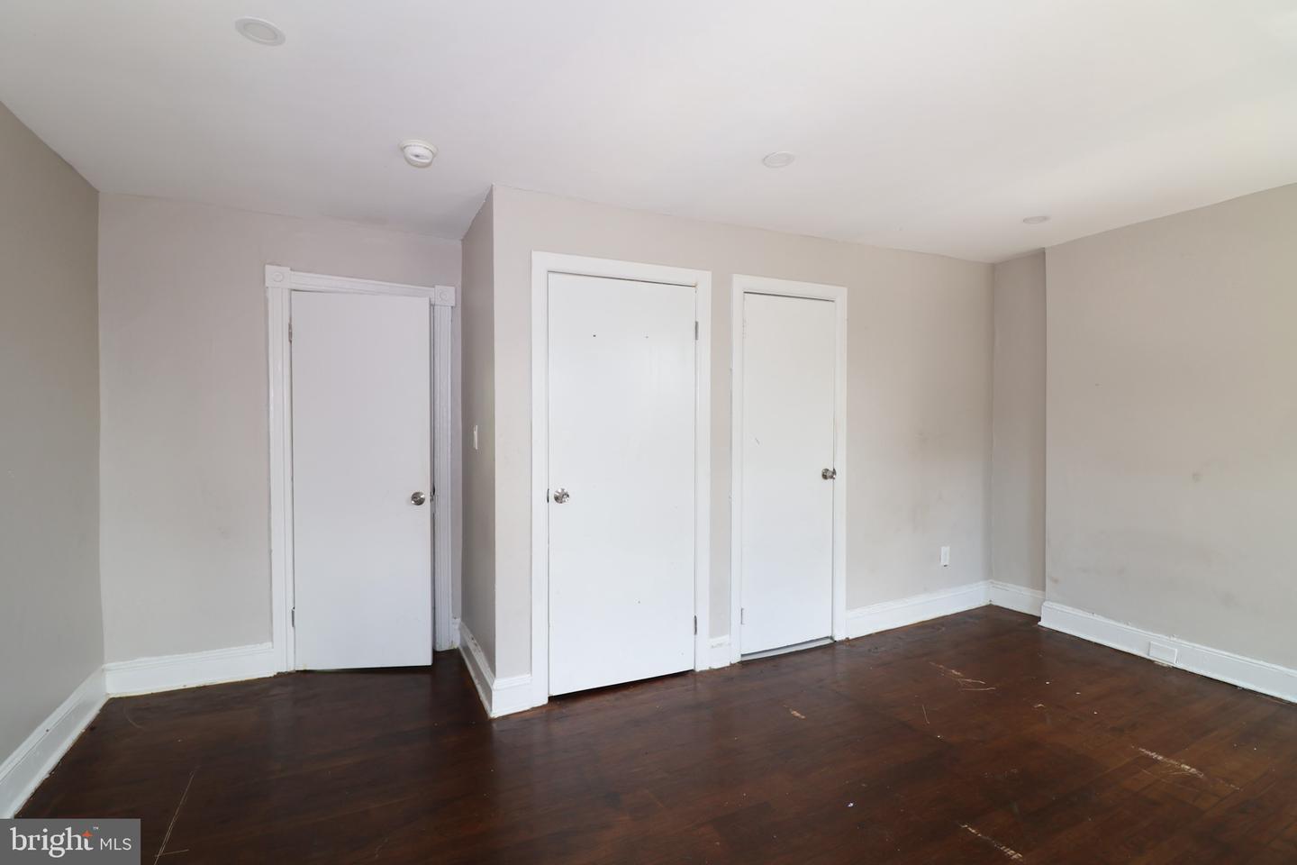 334 W State St Property Photo 66