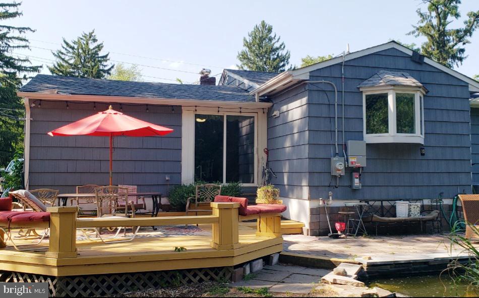 101 Denow Rd Property Photo 26