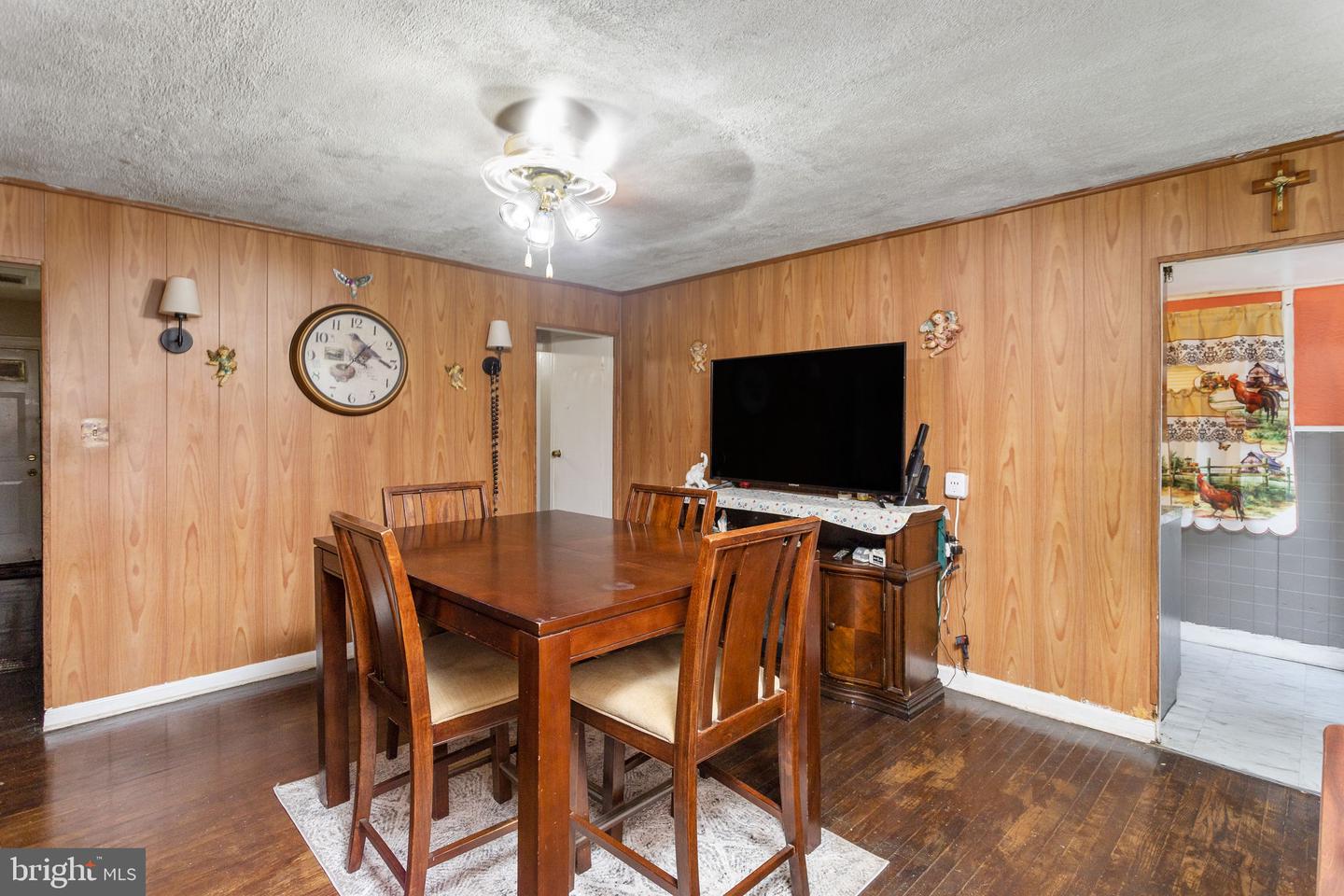 1015 S Broad Street Property Photo 6