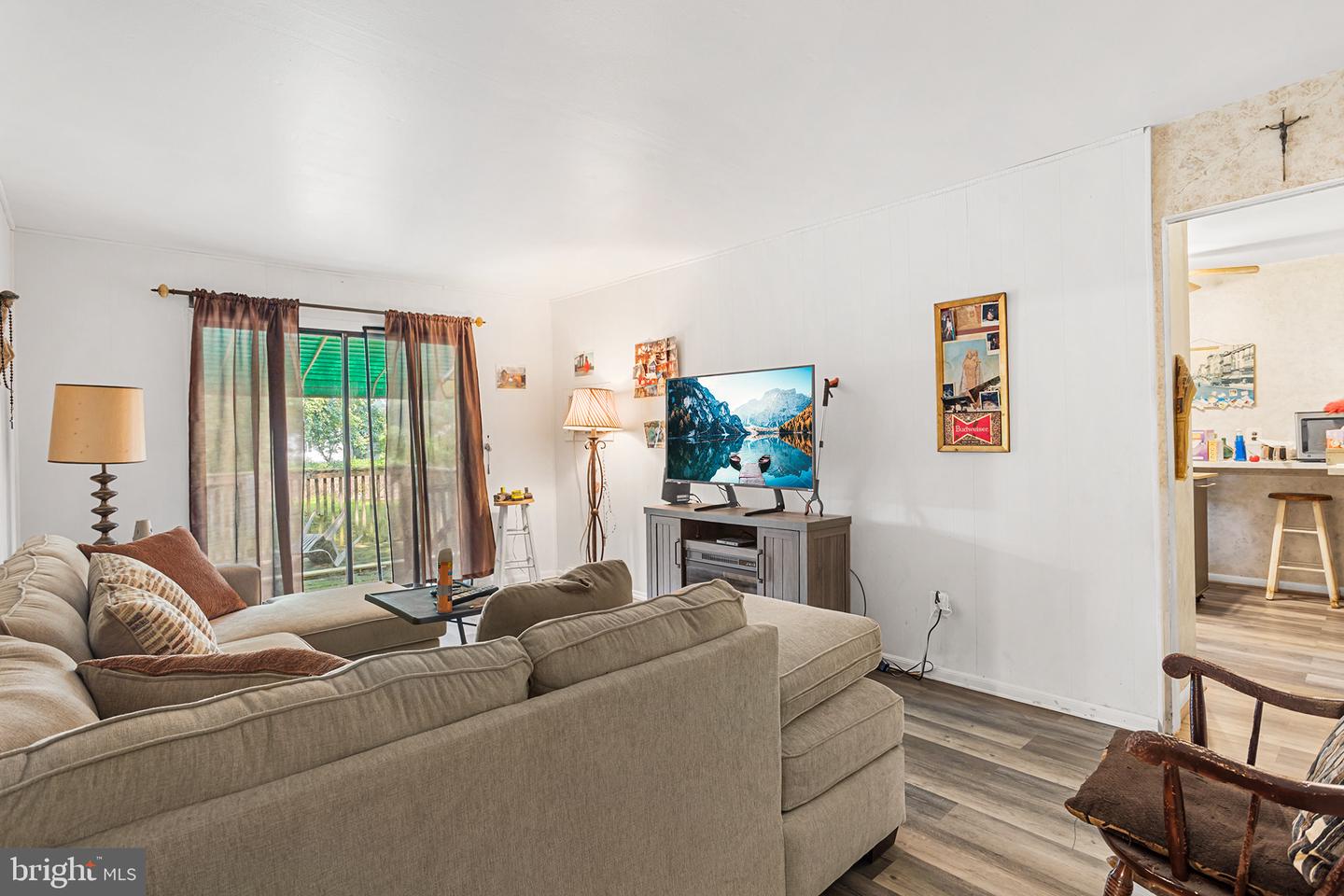 361 Shady La Property Photo 9