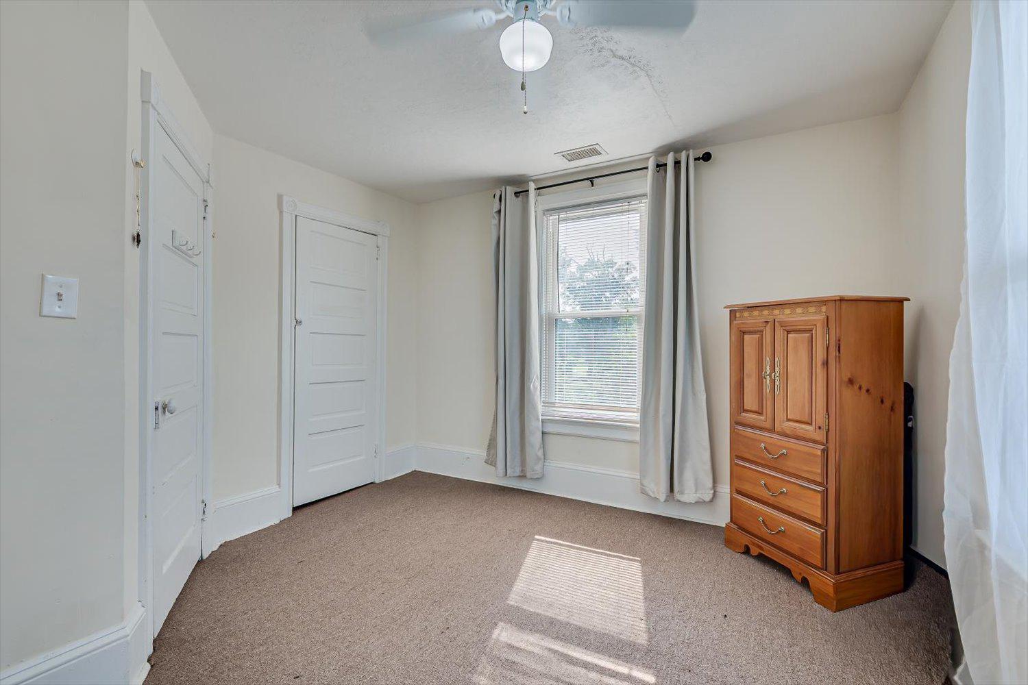 2370 Whitehorse Mercerville Rd Property Photo 19