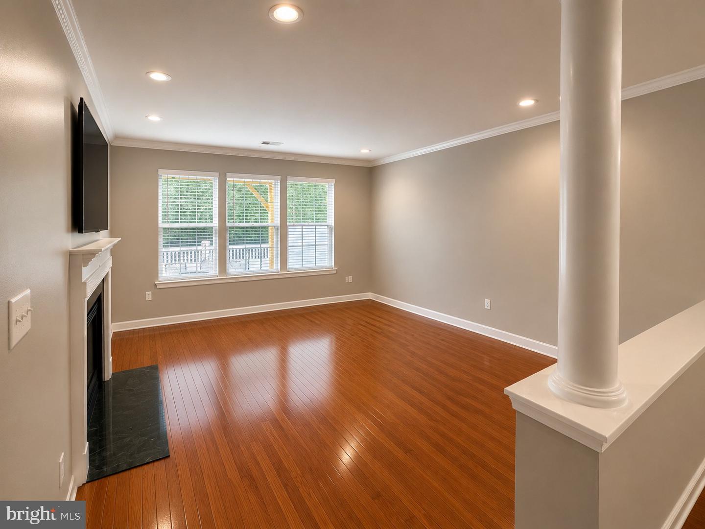 141 Coburn Rd Property Photo 8