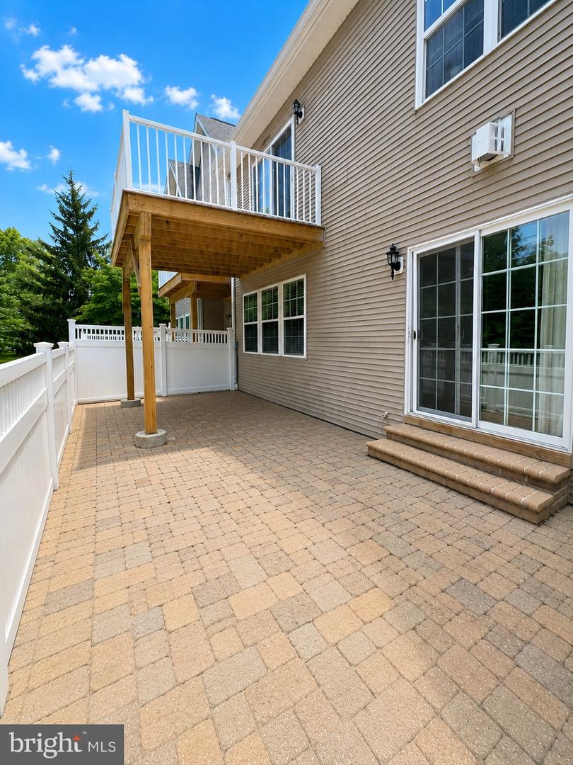 141 Coburn Rd Property Photo 22
