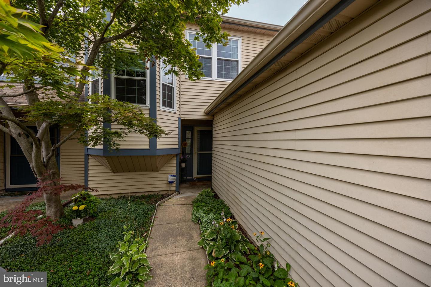 15 Willow Bend Dr Property Photo 3